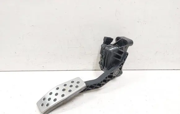 Opel Astra H Accelerator throttle pedal 6PV00811204 24427004