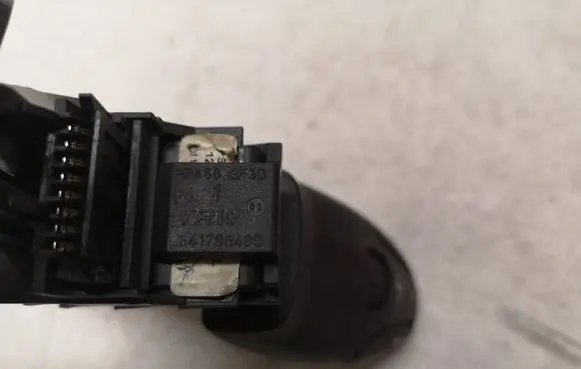 Peugeot 407 Cruise control stalk 9641796480