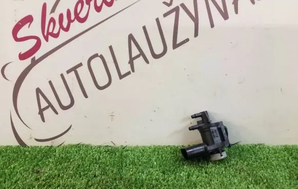 Porsche Cayenne (92A) Turbo solenoid valve 1K0906283A