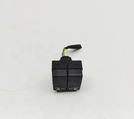 Cadillac Escalade A set of switches 22870107