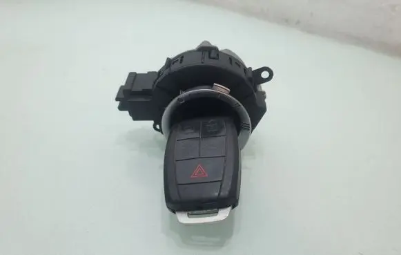 Volvo V50 Ignition lock 31252482