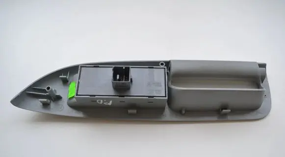 Skoda Octavia Mk2 (1Z) Electric window control switch 1Z2867172