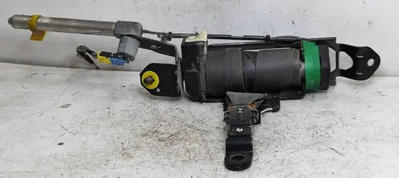 Volvo S60 Front seatbelt