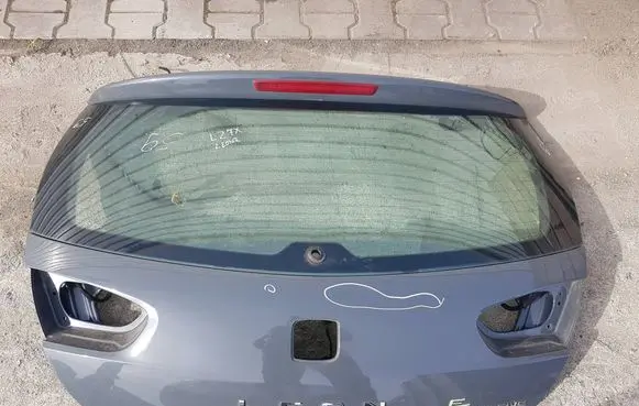 Seat Leon (1P) Truck tailgate 