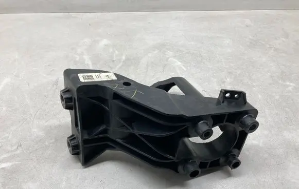 Ford Mustang VI Brake pedal FR3C2D094AD