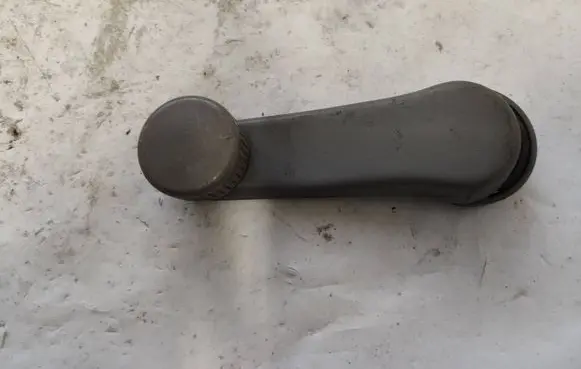 Volkswagen Transporter - Caravelle T5 Front door window winding handle 1H0837581D
