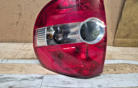 Volkswagen Fox Rear/tail lights 5Z0945096 280206 6128861