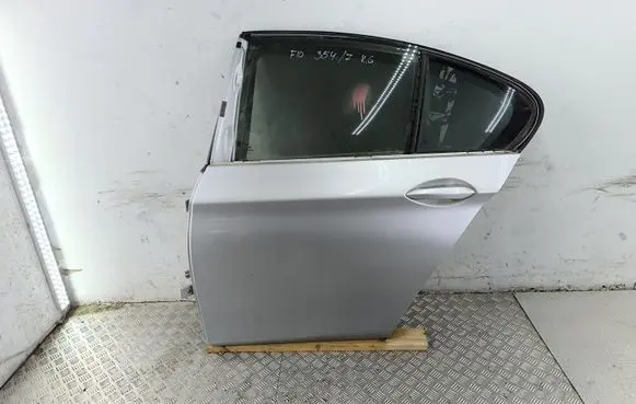 BMW 5 F10 F11 Rear door 41009628755