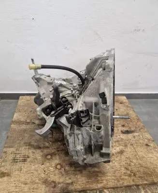 Renault Clio IV Manual 5 speed gearbox JH3334 238529 320107568R