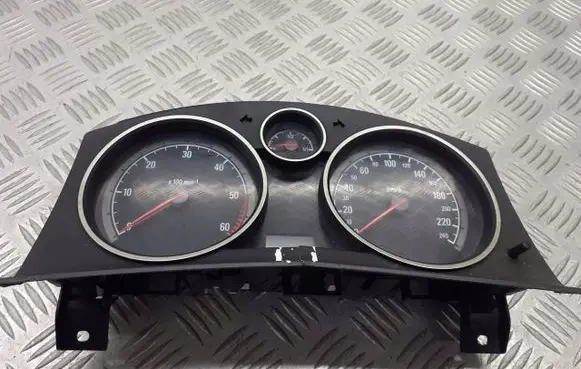 Opel Astra H Tachometer 13172012