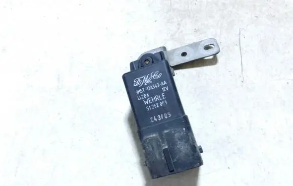 Volvo V50 Glow plug pre-heat relay 3m5t12a343aa 3m5t-12a343-aa