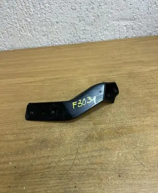 Mercedes-Benz C W204 Front bumper mounting bracket A2046200185 F3031