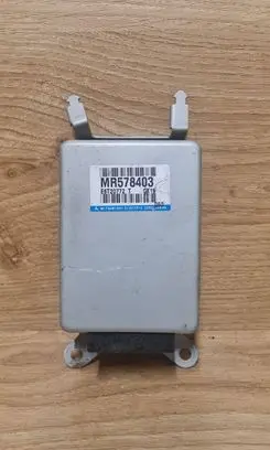 Mitsubishi Pajero Other devices MR578403