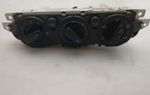 Ford Kuga I Interior fan control switch 7M5T19980BA
