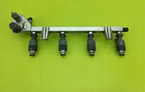 Opel Astra G Fuel main line pipe