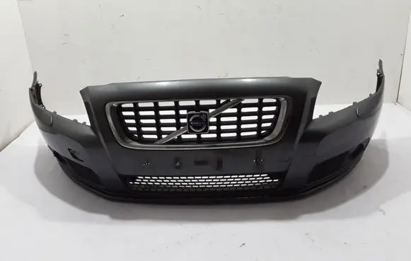 Volvo V70 Front bumper 30678623