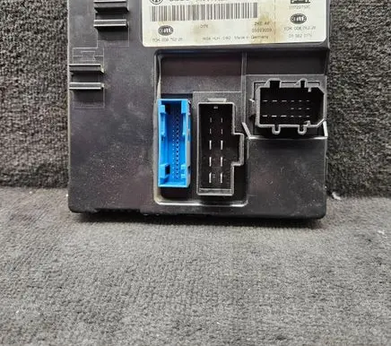 Audi A6 S6 C6 4F Comfort/convenience module 4F0907289J 4F0910289J 03032009