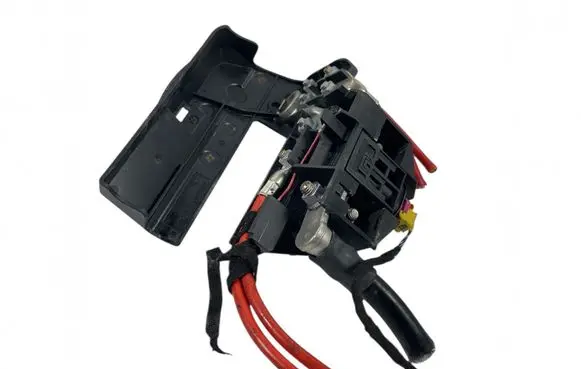 Audi S5 Battery relay fuse 4F0915519