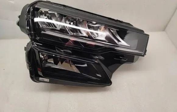 Skoda Karoq Headlight/headlamp