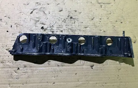 Mazda 5 Rocker cam cover RF7J10180