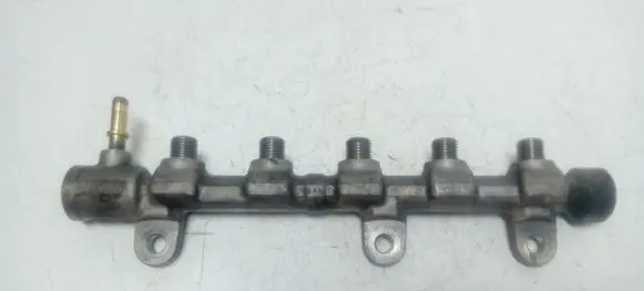 Renault Laguna III Fuel main line pipe 0445214173 8200942721