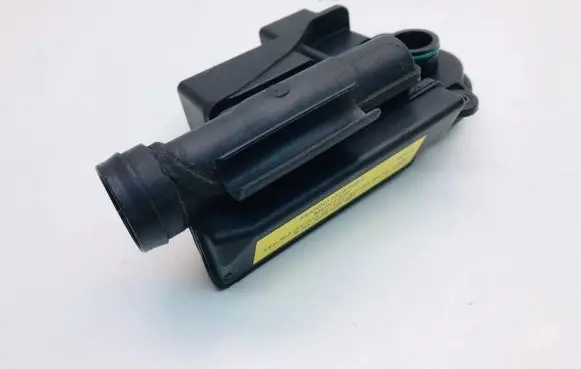 Volkswagen Touareg I Oil breather separator 079103464