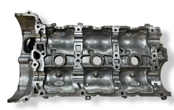 Mercedes-Benz SLK R171 Rocker cam cover A2720161305