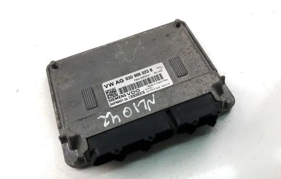 Volkswagen Polo Engine control unit/module ECU 03D906023B