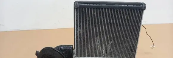Air conditioning (A/C) radiator (interior)