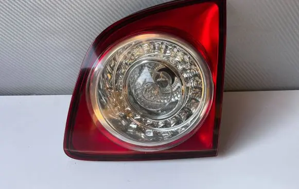 Volkswagen Golf V Rear/tail lights