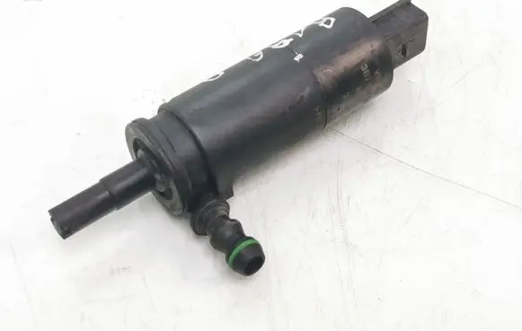 Volkswagen Touran I Headlight washer pump 3B7955681 MS3