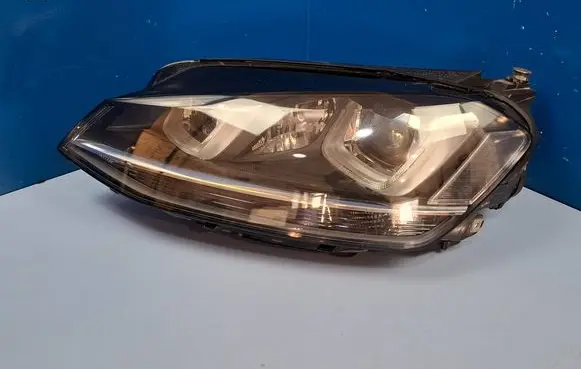 Volkswagen Golf VII Headlight/headlamp 5G1941033 90024309