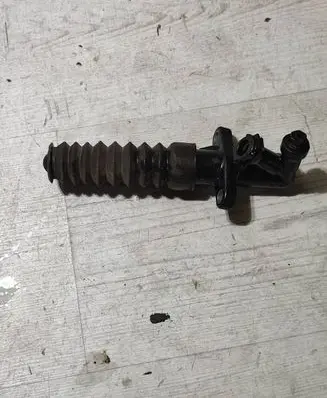 Peugeot 2008 I Clutch slave cylinder 9812976080