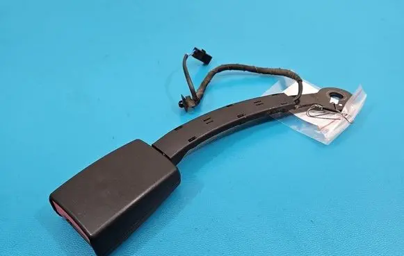 Volkswagen Golf VII Front seatbelt 5G4857755B IMPRK1586819