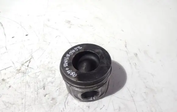 Piston