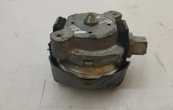 Bentley Flying Spur Engine mount bracket 3W0199381P