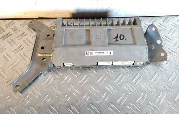 Toyota Land Cruiser (J200) Sound amplifier 862800W770