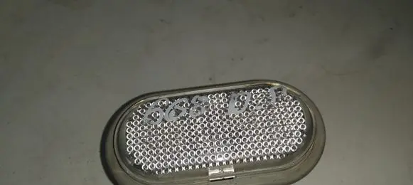Front fender indicator light
