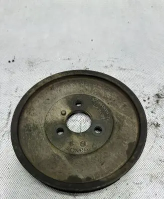 BMW 5 E39 Power steering pump pulley 32422247046