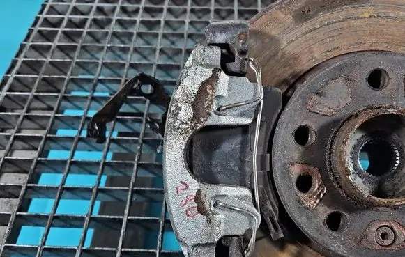 Opel Zafira A Front brake caliper IMPRK1595132