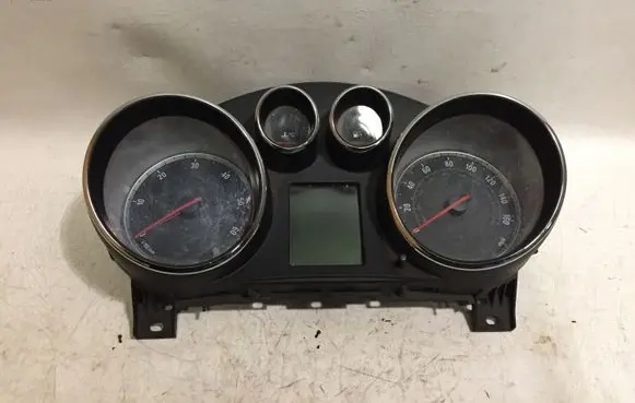 Opel Insignia A Speedometer (instrument cluster) 20980569