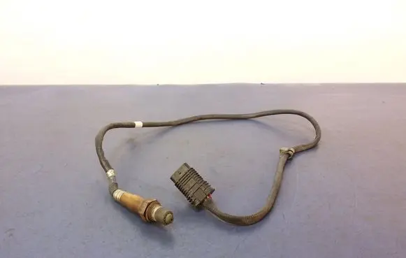 BMW 5 G30 G31 Lambda probe sensor 8650474