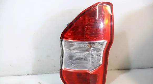 Ford Transit Courier Rear/tail lights