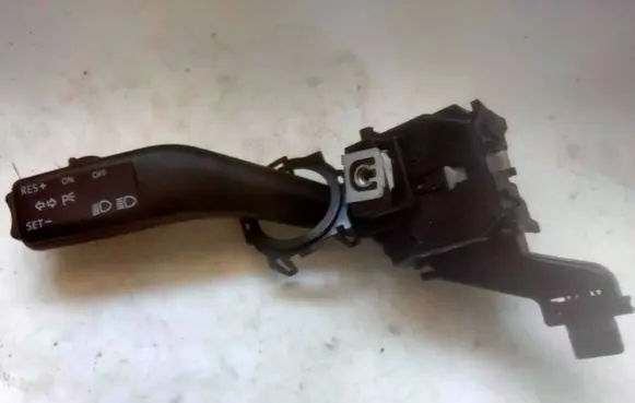 Volkswagen Touran I Indicator stalk 1K0953513A