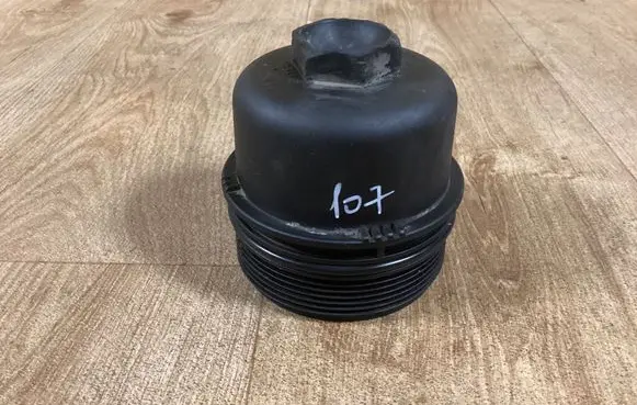 Opel Insignia A Oil filter cover PA66GF35