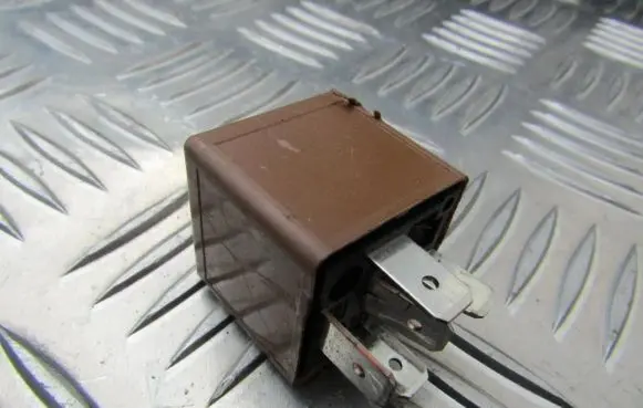 Opel Zafira A Other relay v23134a52x237 v23134-a52-x237