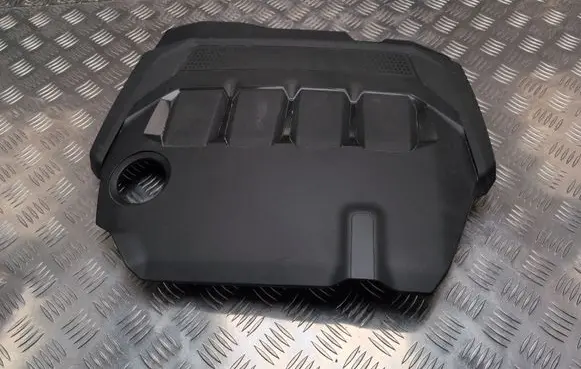 Skoda Octavia Mk4 Engine cover (trim) 05L103925E