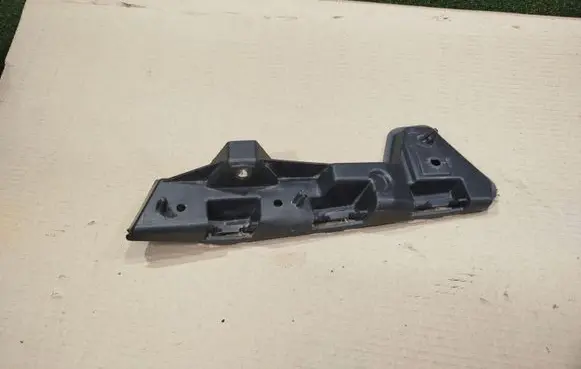 Opel Movano B Front bumper mounting bracket 0001036423 960160002R