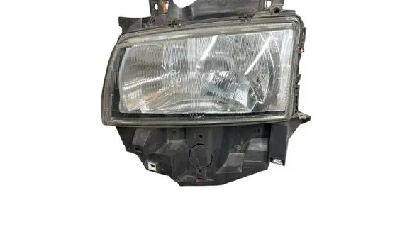 Volkswagen Transporter - Caravelle T4 Headlight/headlamp 67723370