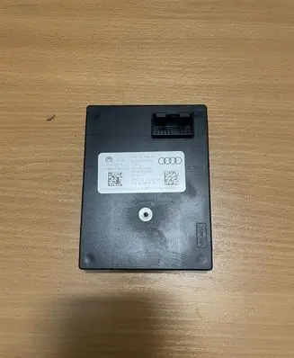 Audi Q7 4L Keyless (KESSY) go control unit/module 4L0907335B 4L09107335B
